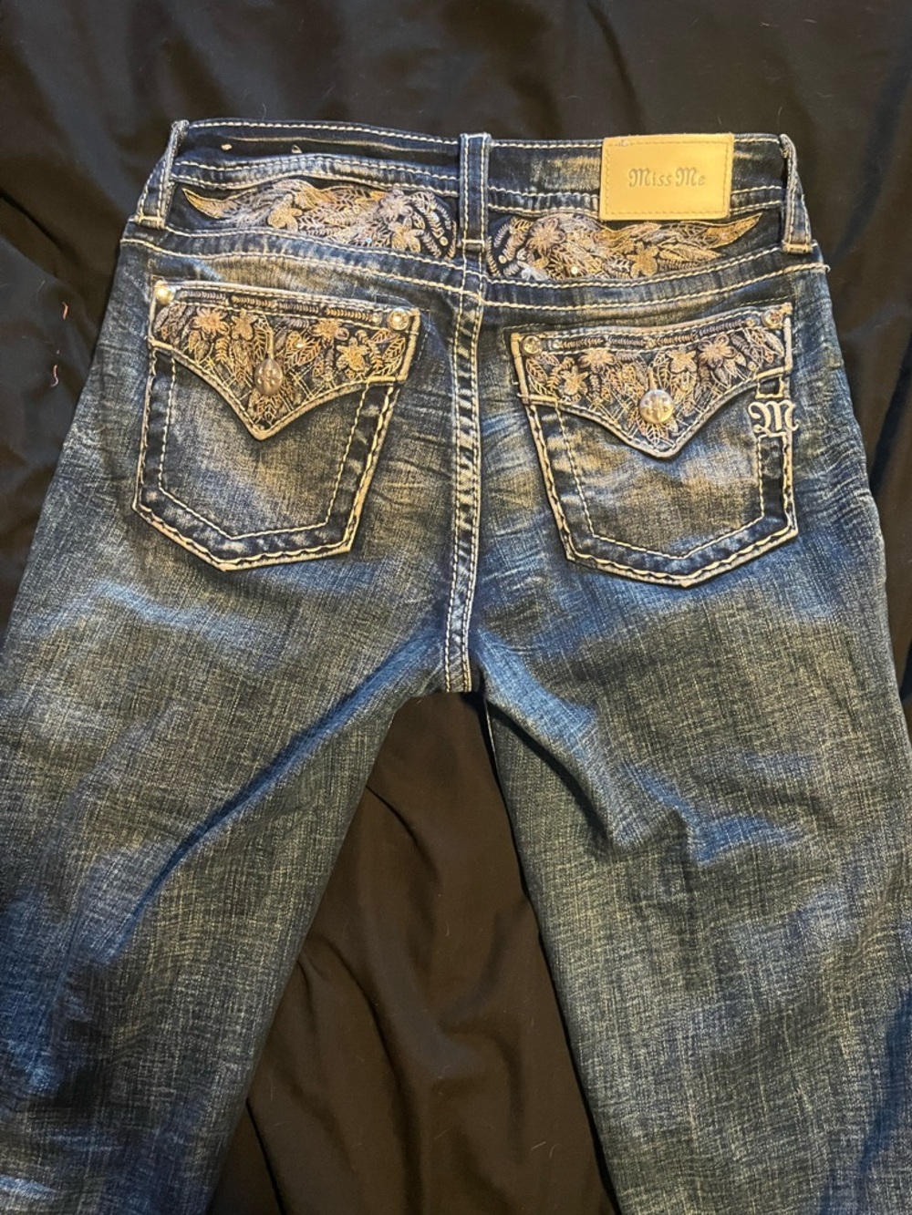 Miss Me Bling Angel Wing Jeans - Picture 4 of 4